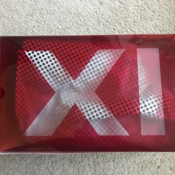 Jordan 72-10s, Retros, Size 11 - Picture 3 of 8